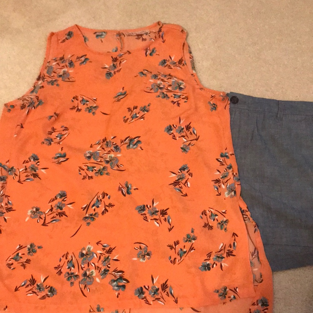 Philosophy Sleeveless Floral Blouse